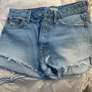 Cindy Highrise GRLFRND Jean shorts with slight distressed edge